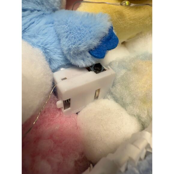 Stitch Knitted Bouquet - Picture 5 of 5